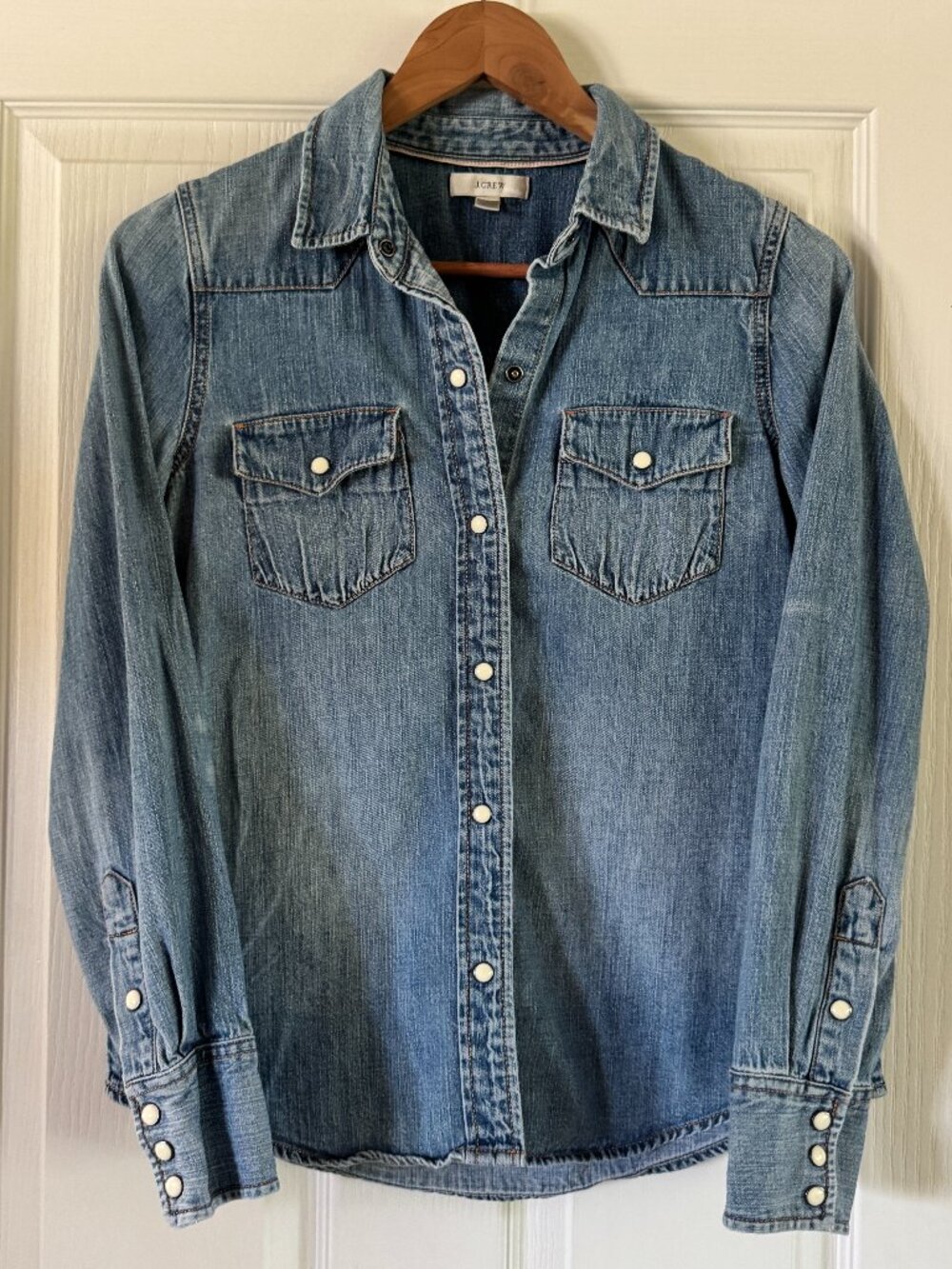 J.Crew Western chambray denim shirt in vintage indigo, Size 4, EUC